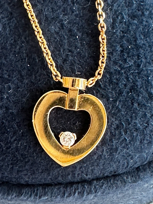 1762899276-6.webp Collier Pretty Woman en Diamant – Image 1