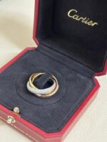 Bague Cartier Trinity en or jaune rose blanc 18 carats avec diamants pour femme, taille 50 carats – Image 2