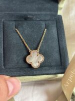 Van Cleef & Arpels Or jaune 750/1000, Nacre – Image 8