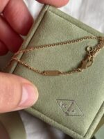 Van Cleef & Arpels Or jaune 750/1000, Nacre – Image 4